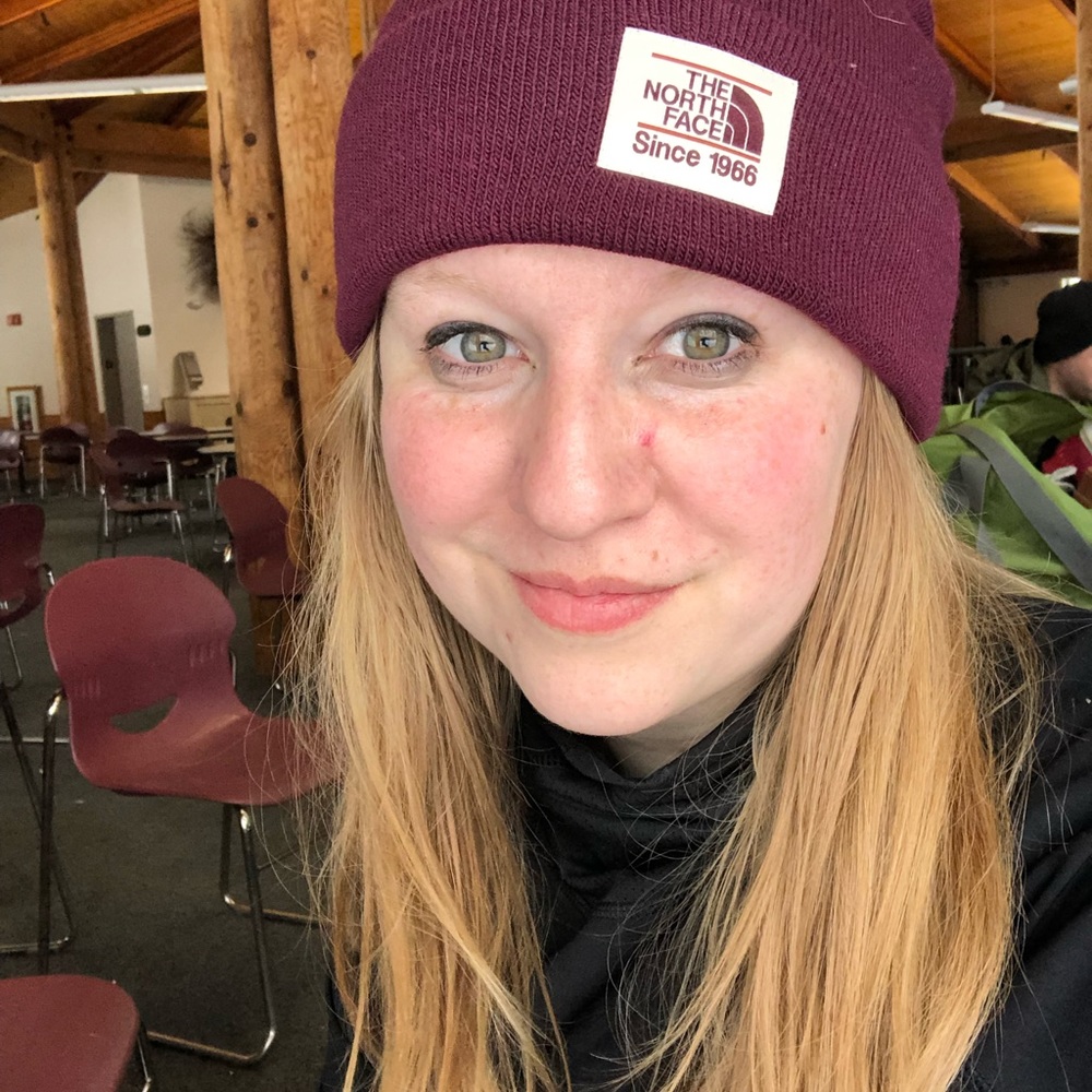 Meet your Posher, Laura